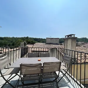 Avec Terrasse, Climatisation Et Parking Prive ! Appartement